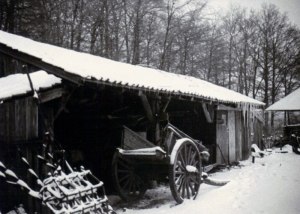 F61 Winter bij boerderij het Addink 3, 1966